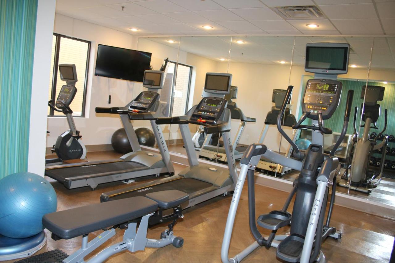 Holiday Inn Express By Ihg Douglas Εξωτερικό φωτογραφία