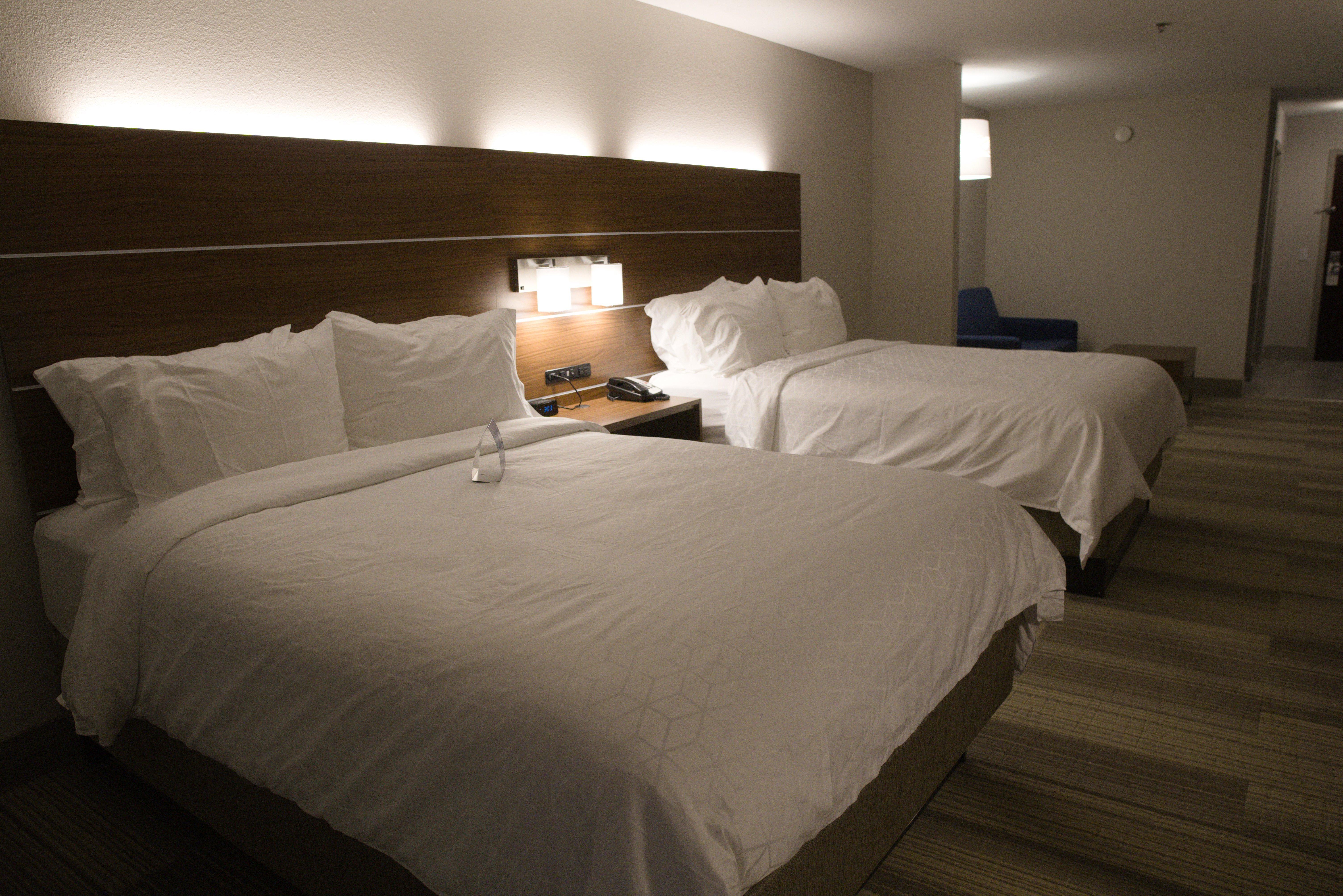 Holiday Inn Express By Ihg Douglas Εξωτερικό φωτογραφία