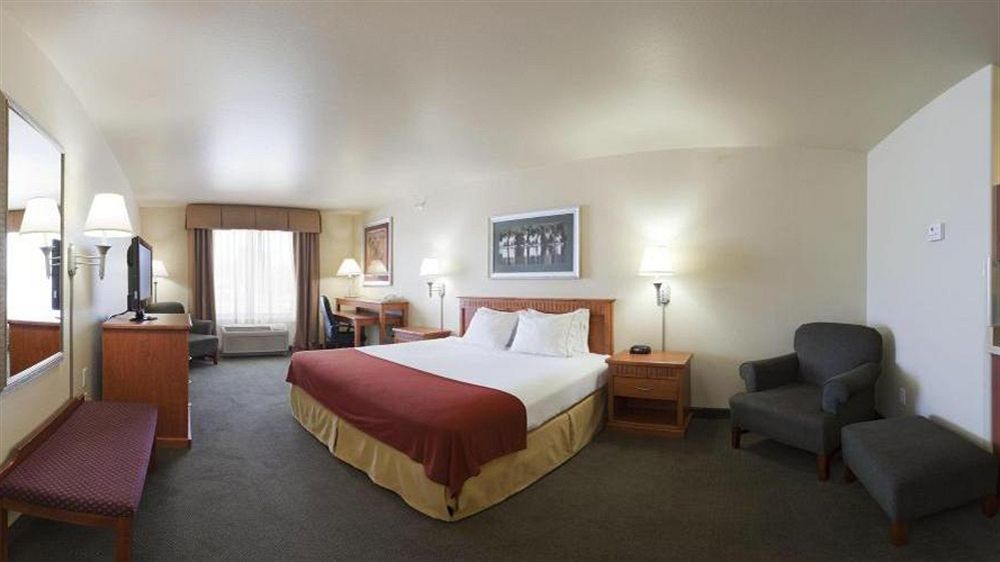 Holiday Inn Express By Ihg Douglas Εξωτερικό φωτογραφία